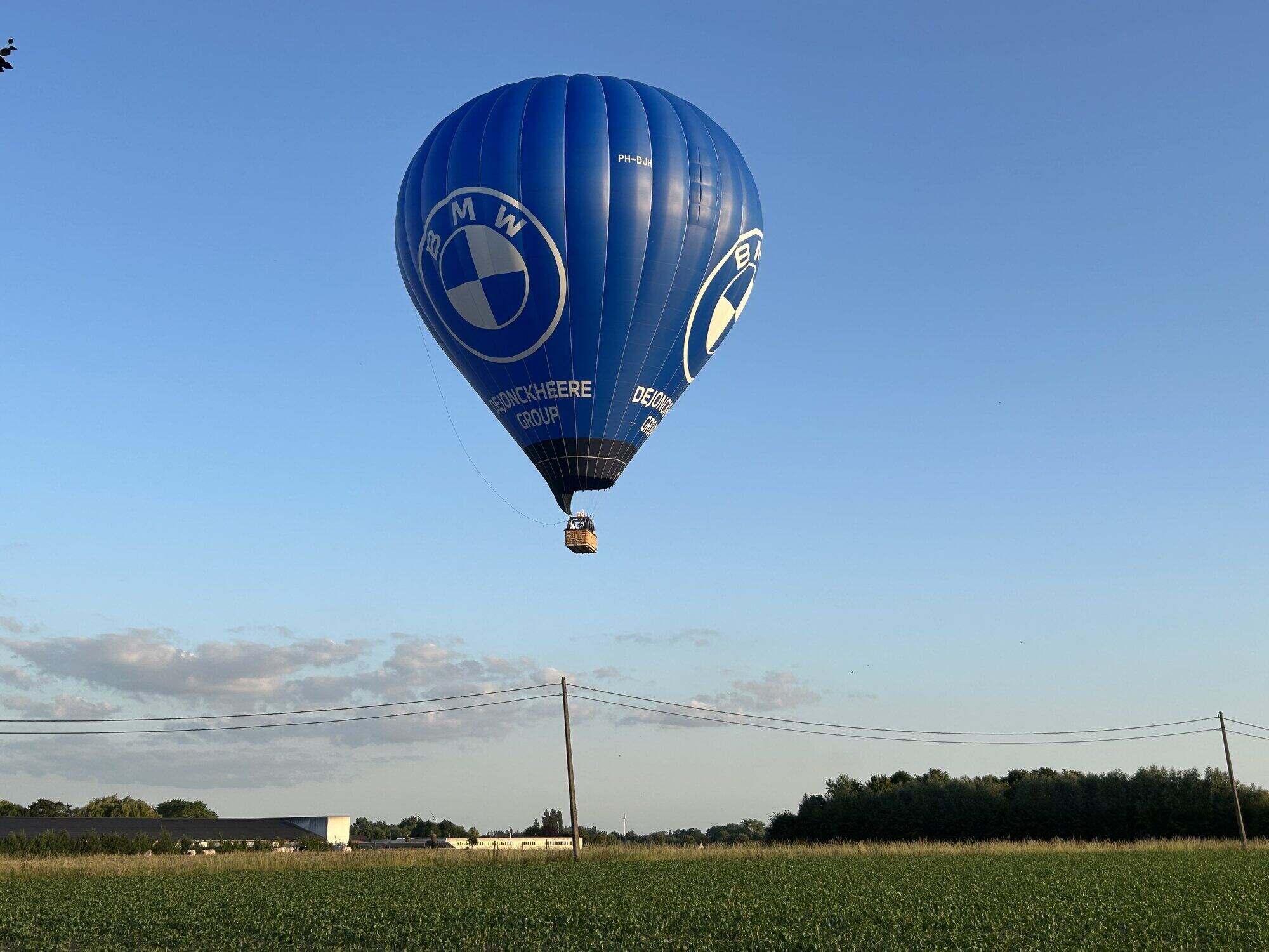 Luchtbeeld tijdens een ballonvaart bij Comines-Warneton